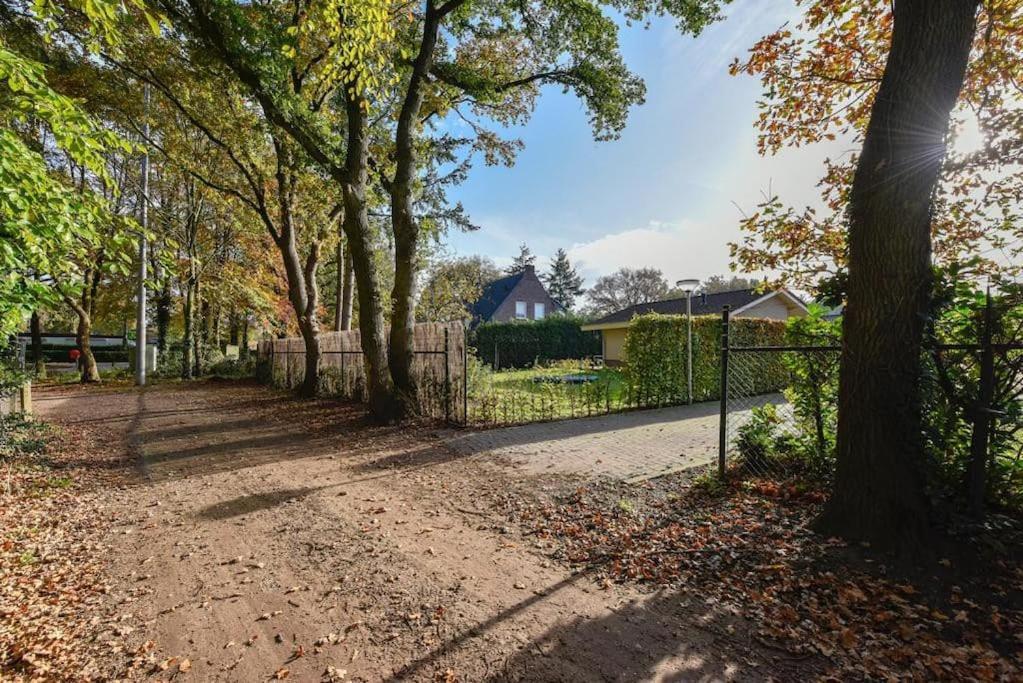 Huinerhofje 2 - Vrijstaand Met Grote Omheinde Tuin, Rust, Privacy En Nabij Bossen Villa Putten Dış mekan fotoğraf